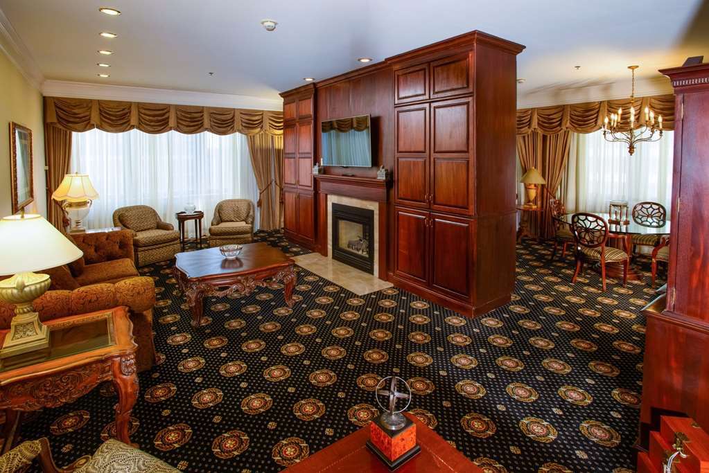 The Towers At The Kahler Grand Hotel Rochester Room photo
